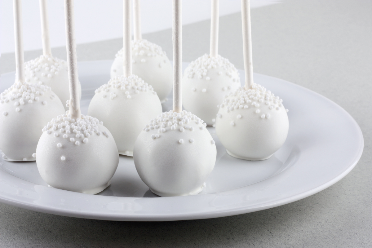 Creating the Cake Pop Core