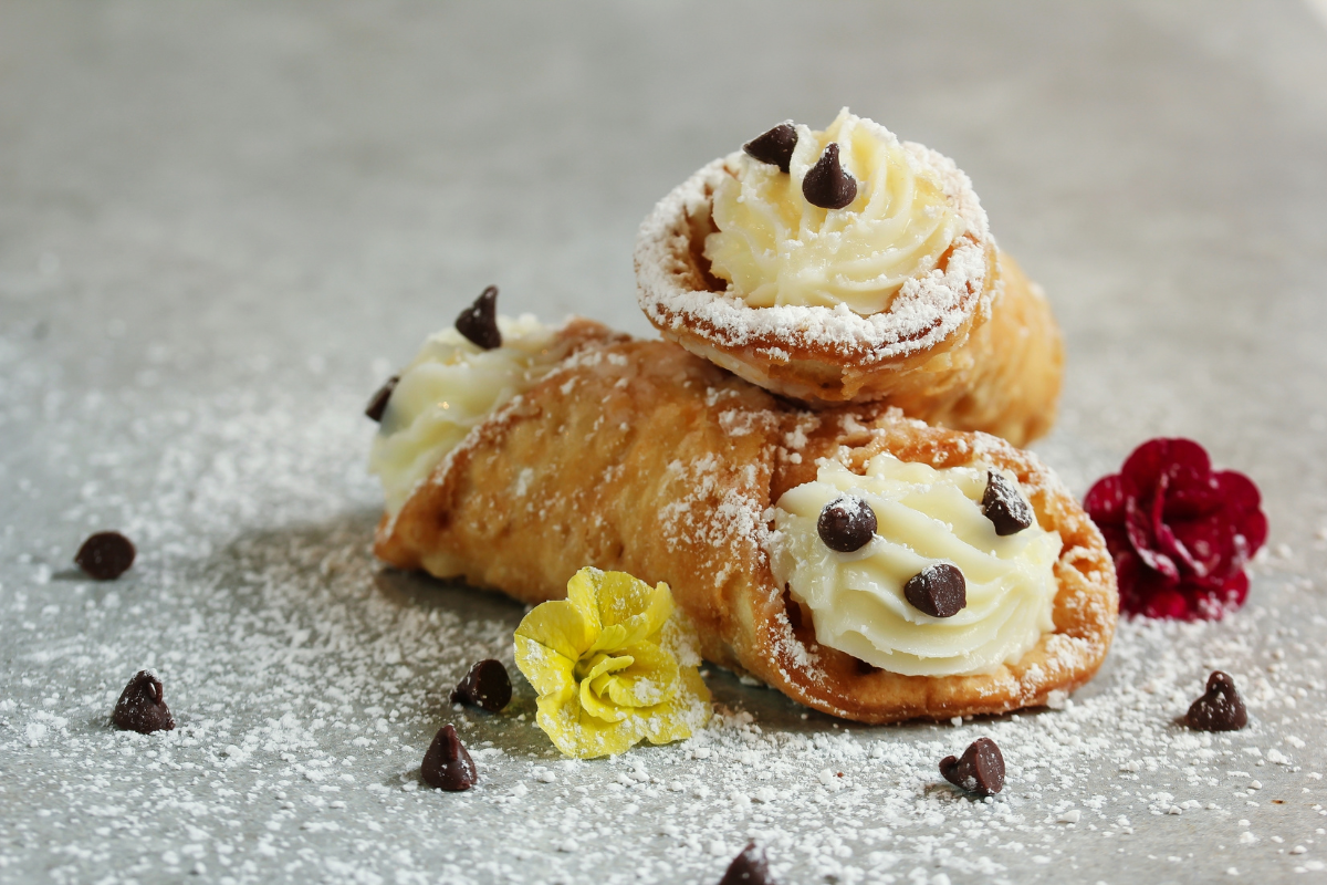 Ricotta Cannoli filled with Cream